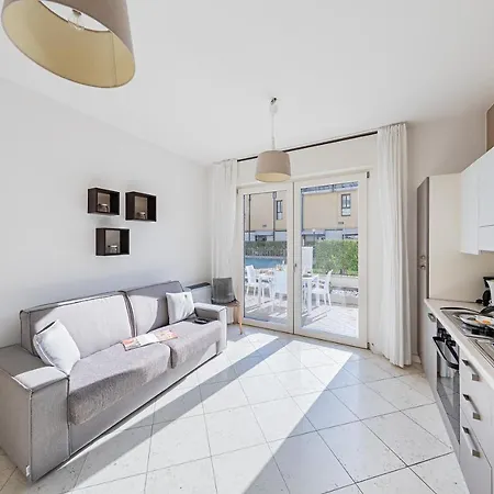Aparthotel Residenza Miralago By Wonderful Italy Desenzano del Garda