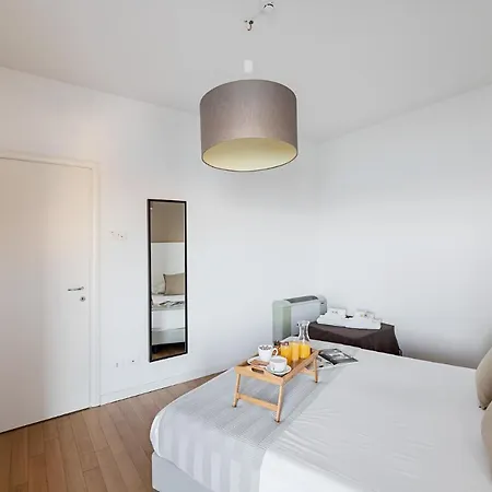 Residenza Miralago By Wonderful Italy Aparthotel Desenzano del Garda