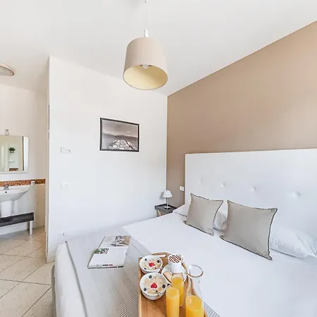 Aparthotel Residenza Miralago By Wonderful Italy 2*